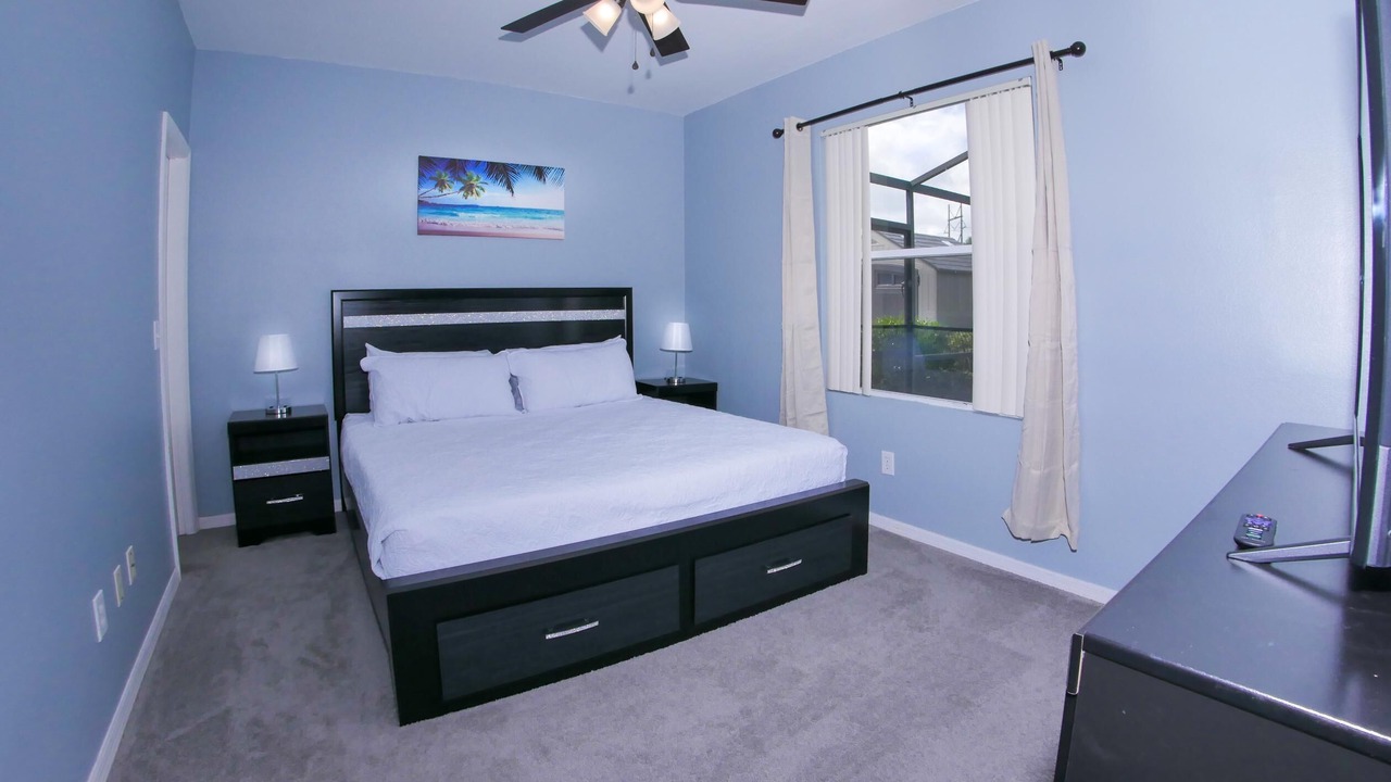 Photo of Bedroom in Sunset Ridge