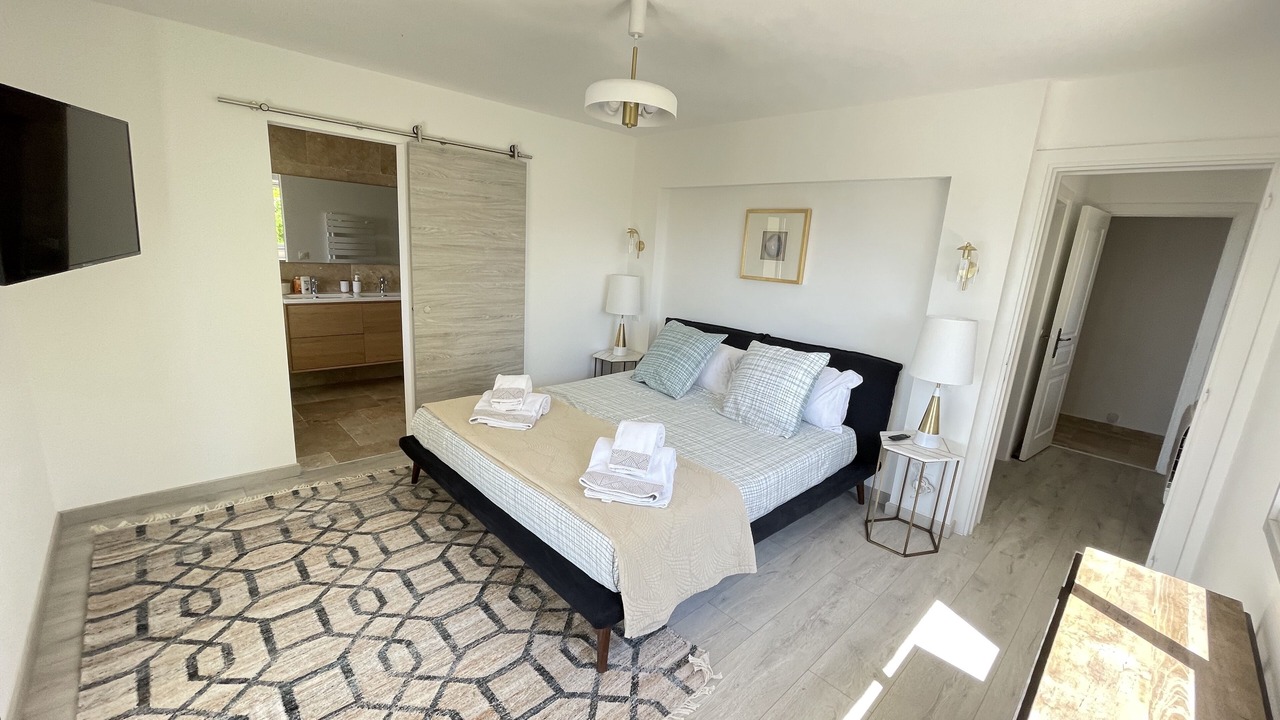 Photo of Bedroom in Tourrettes-sur-Loup