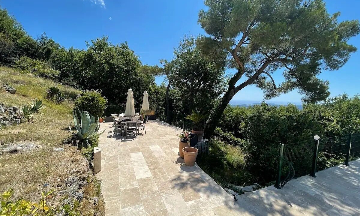 Photo of Patio Balcony in Tourrettes-sur-Loup