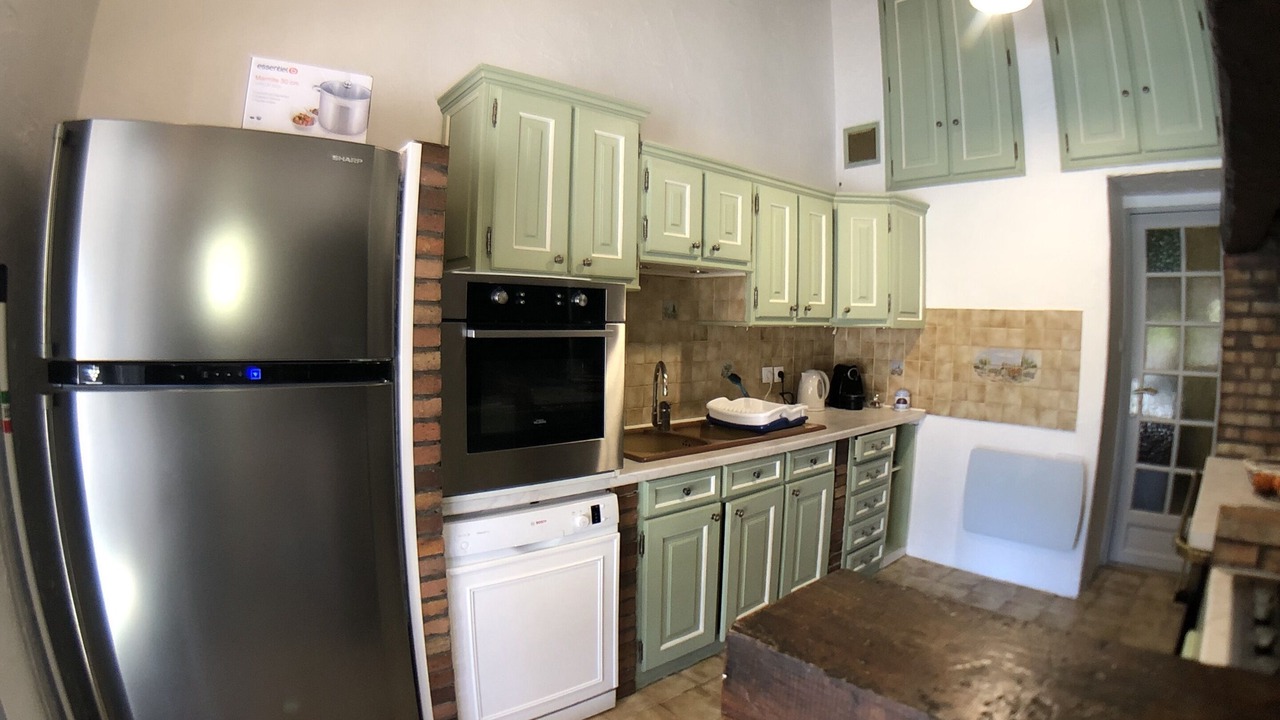 Photo of Kitchen in Puget-sur-Argens
