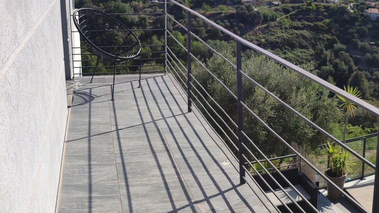 Photo of Patio Balcony in Saint Pierre de Feric