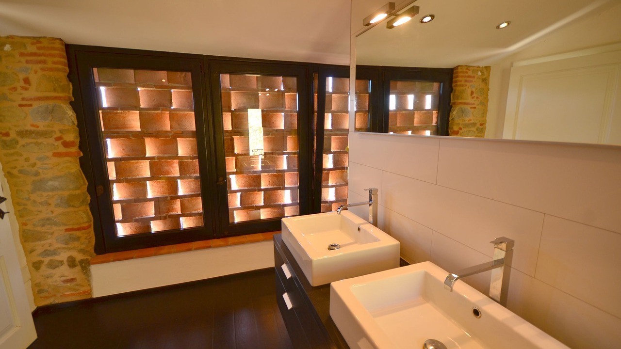 Photo of Bathroom in Villabuona