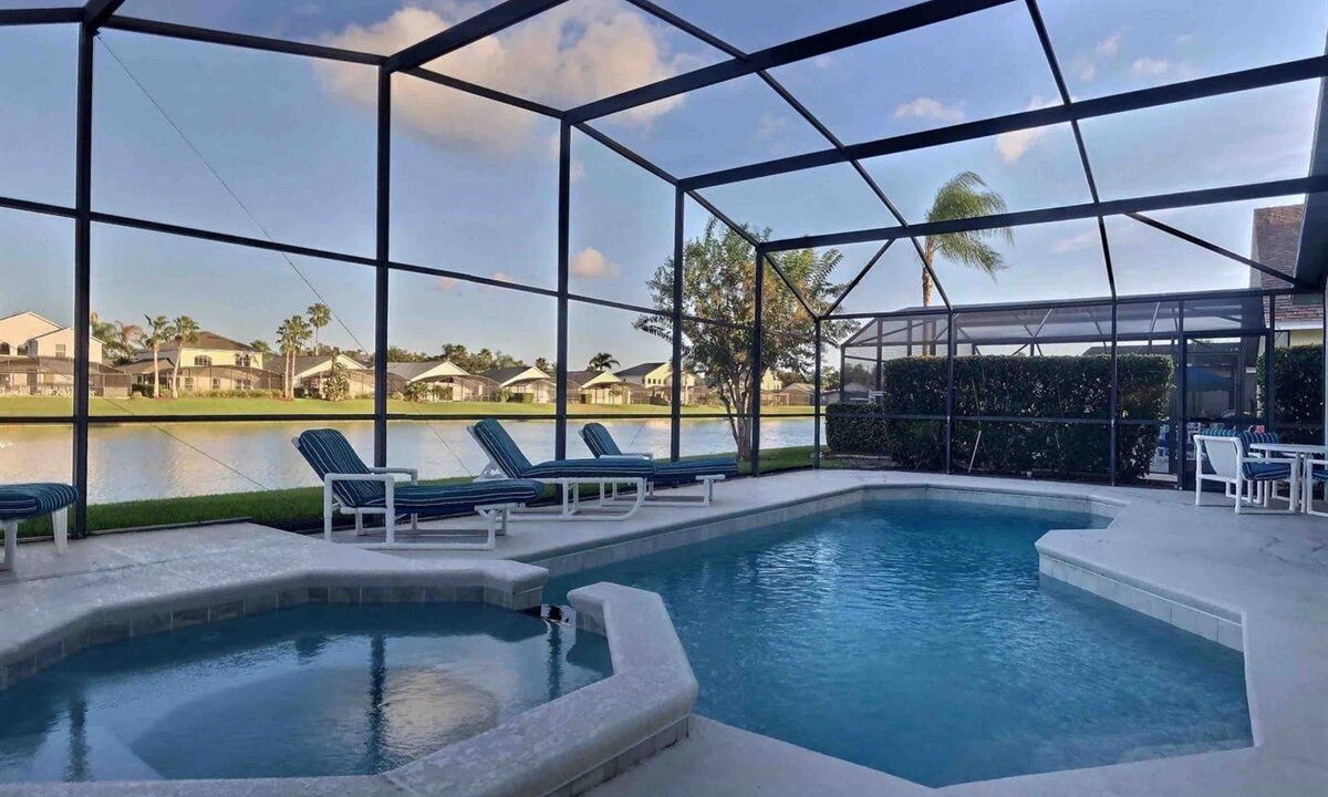Photo of Outdoor in Lake Berkley