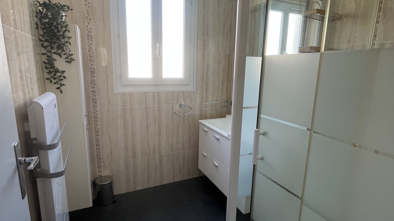 Photo of Bathroom in Saint-Laurent-du-Var