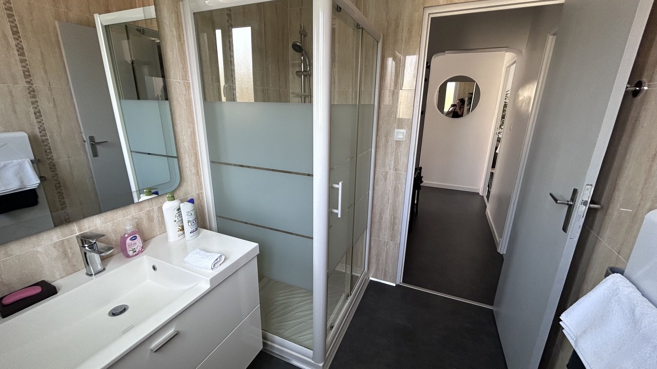 Photo of Bathroom in Saint-Laurent-du-Var