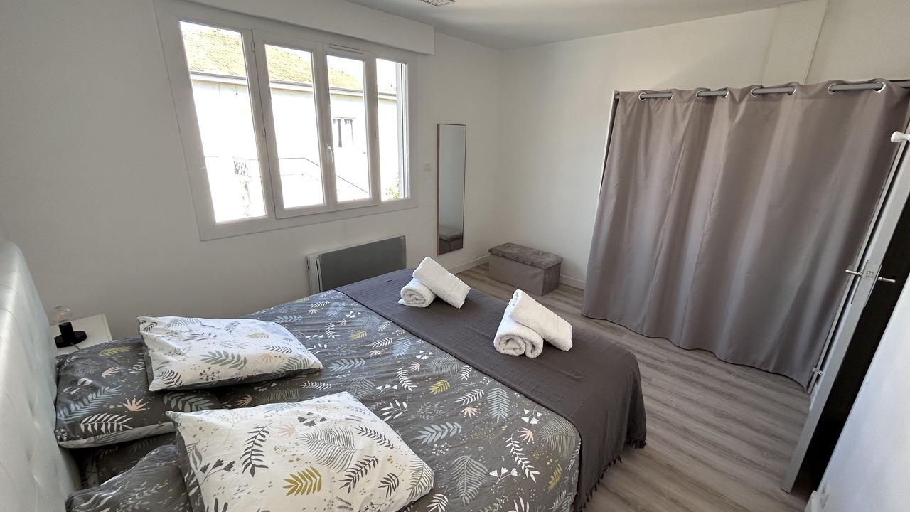 Photo of Bedroom in Saint-Laurent-du-Var