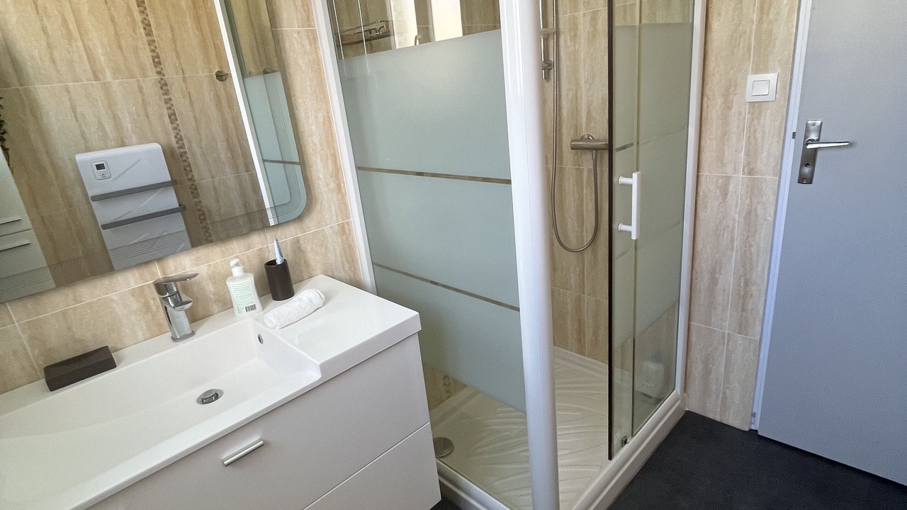 Photo of Bathroom in Saint-Laurent-du-Var
