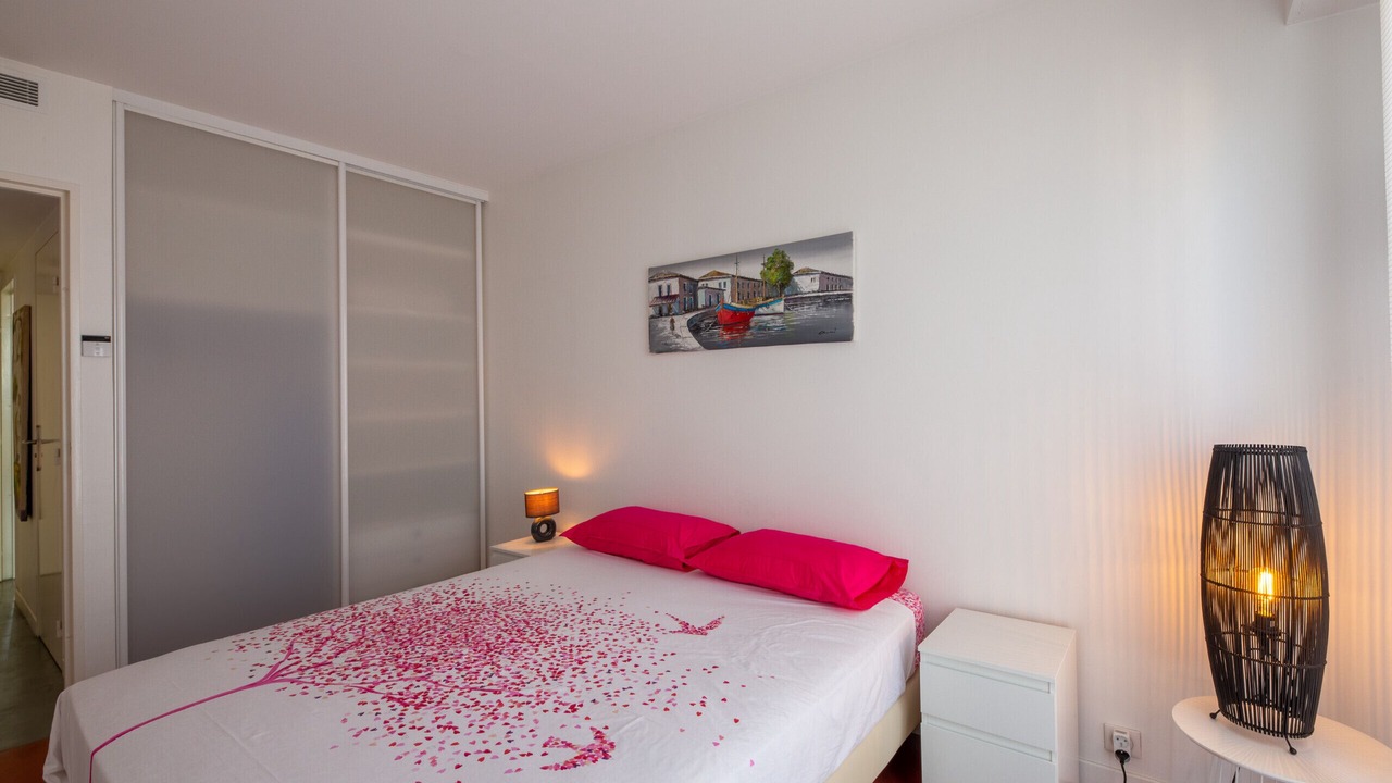 Photo of Bedroom in Frejus Port