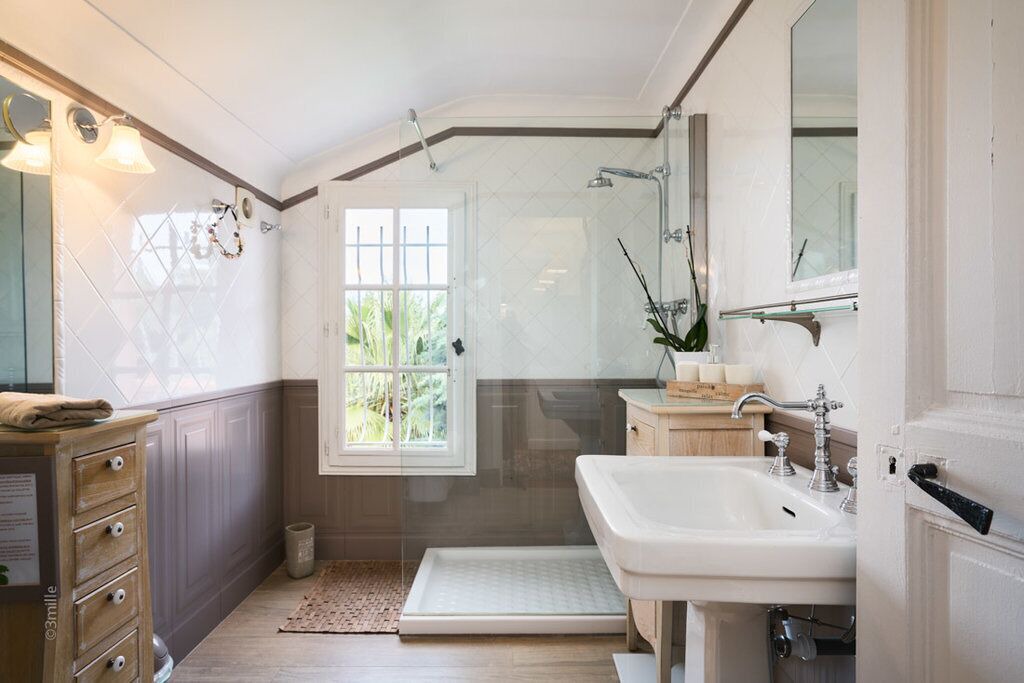 Photo of Bathroom in Plaine de la Brague