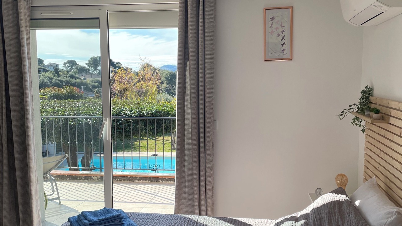 Photo of Bedroom in Auribeau-sur-Siagne