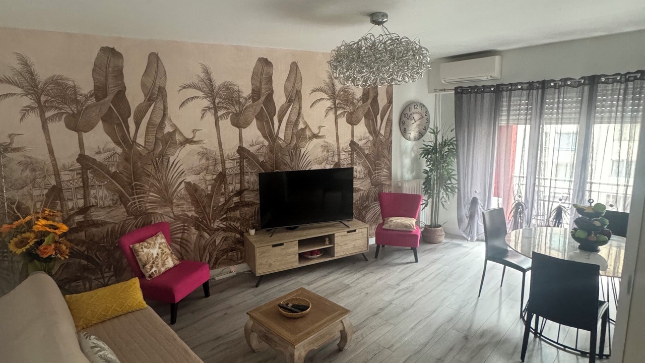 Photo of Livingroom in La Californie