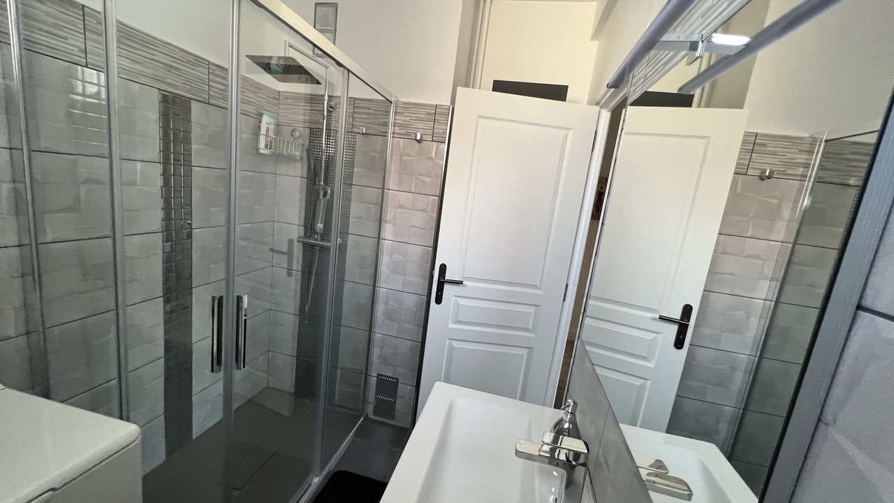 Photo of Bathroom in La Californie