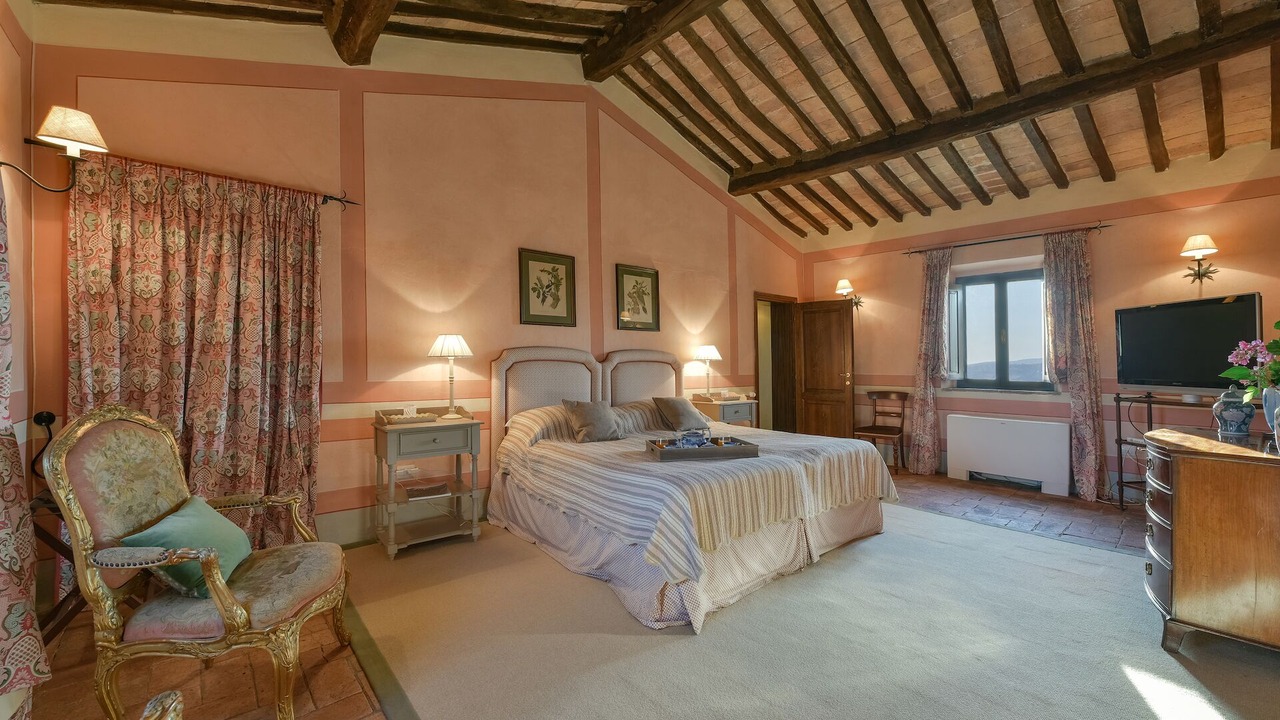 Photo of Bedroom in Castellina Marittima