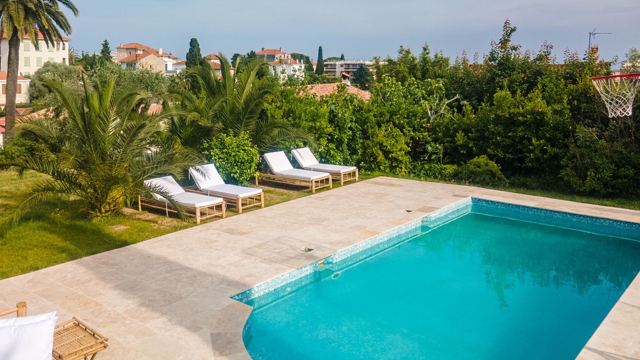 Photo of Outdoor in Riou - Petit Juas - Av de Grasse