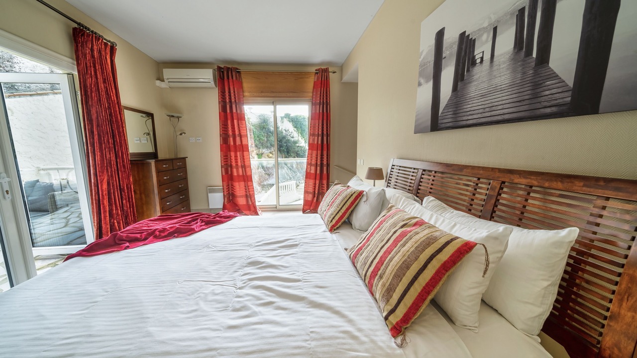 Photo of Bedroom in Mont Boron