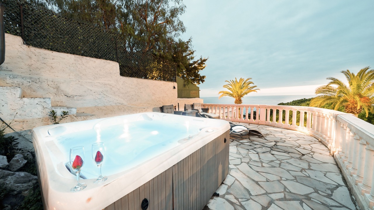 Photo of Patio Balcony in Mont Boron