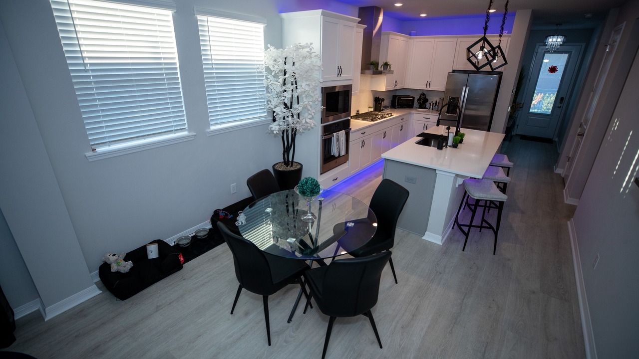 Photo of Bedroom in Colonialtown South