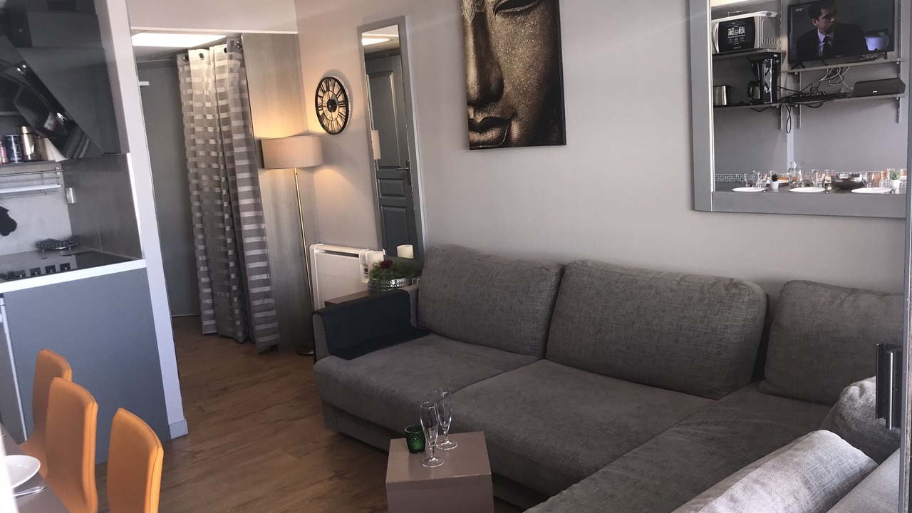 Photo of Livingroom in Cannes Old Town