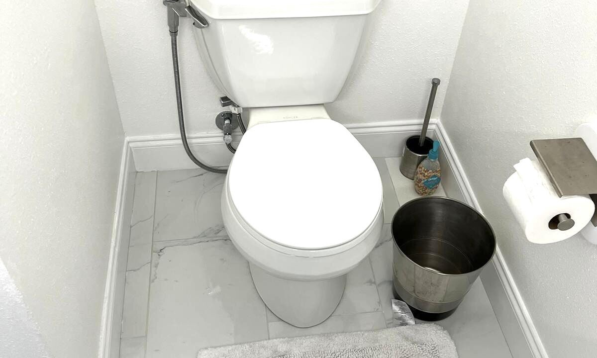 Photo of Bathroom in Baldwin Park