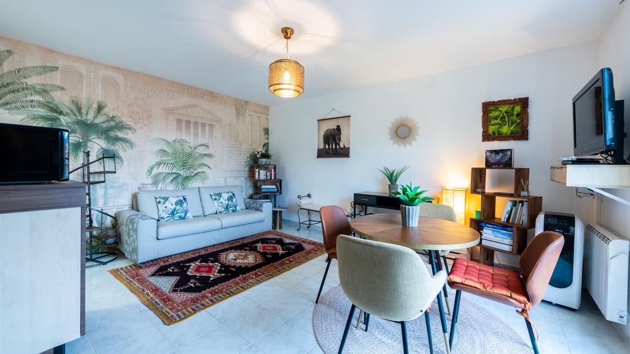 Photo of Livingroom in Old Town