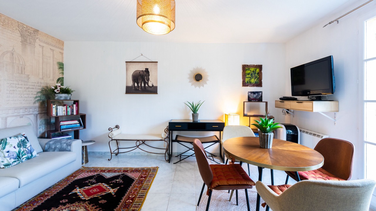 Photo of Livingroom in Old Town