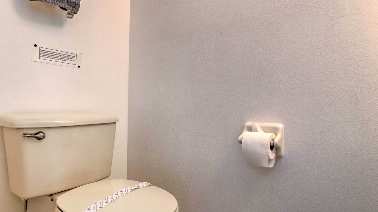 Photo of Bathroom in Eagle Pointe South