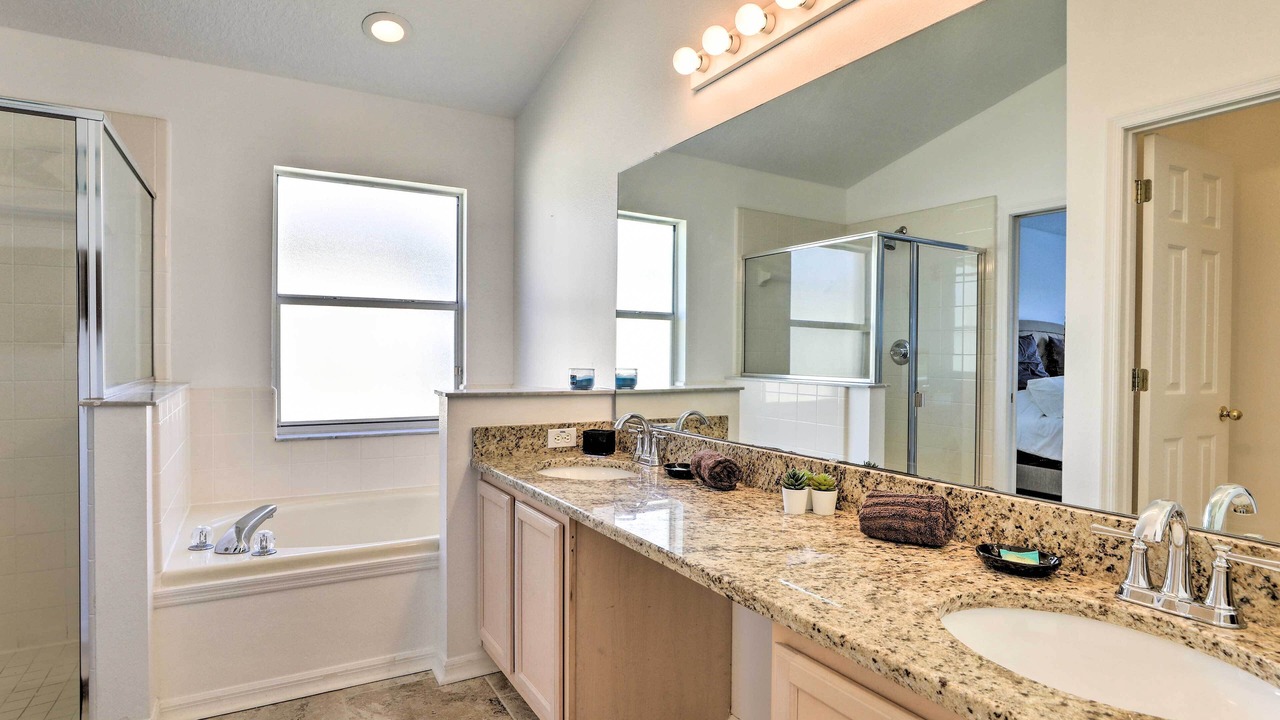 Photo of Bathroom in Eagle Pointe South