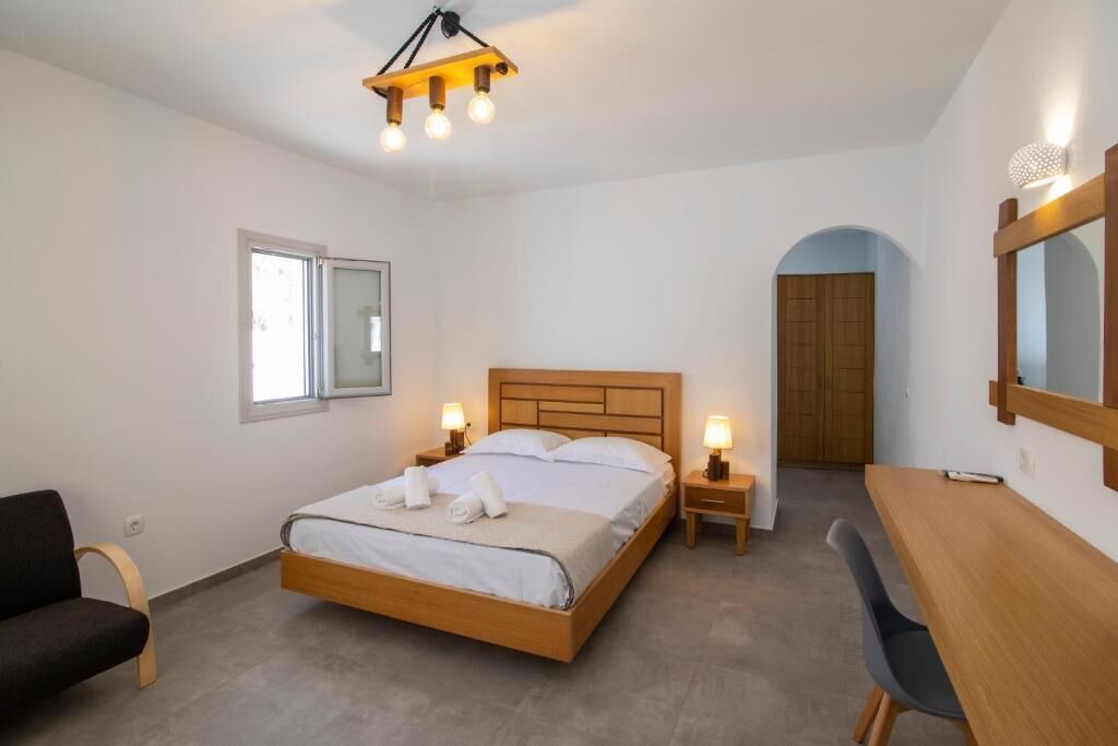 Photo of Bedroom in Perissa