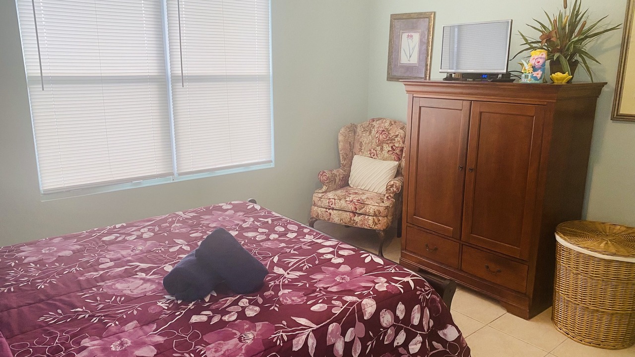 Photo of Bedroom in Sunset Ridge