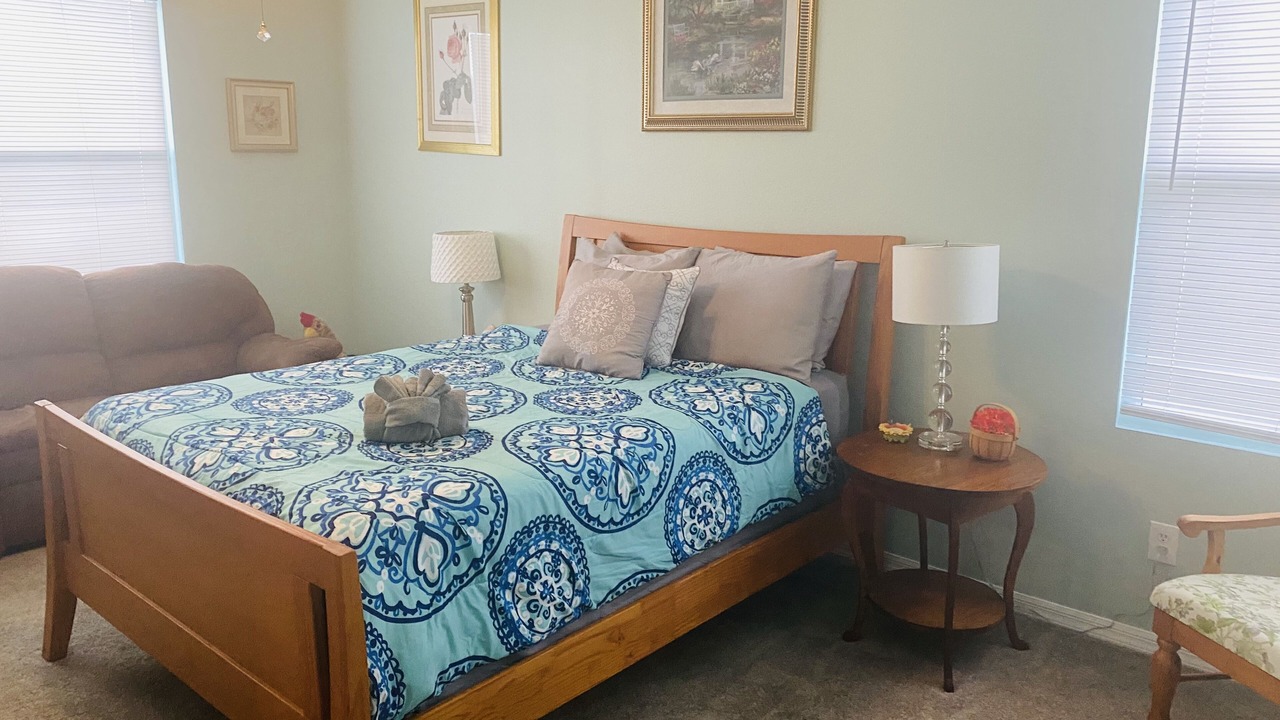 Photo of Bedroom in Sunset Ridge