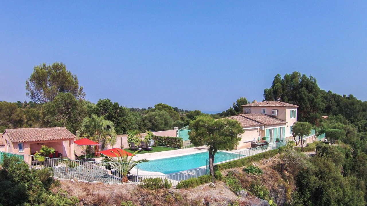 Photo of Others in Biot