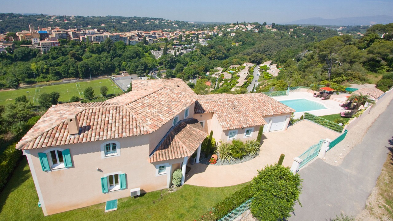 Photo of Others in Biot