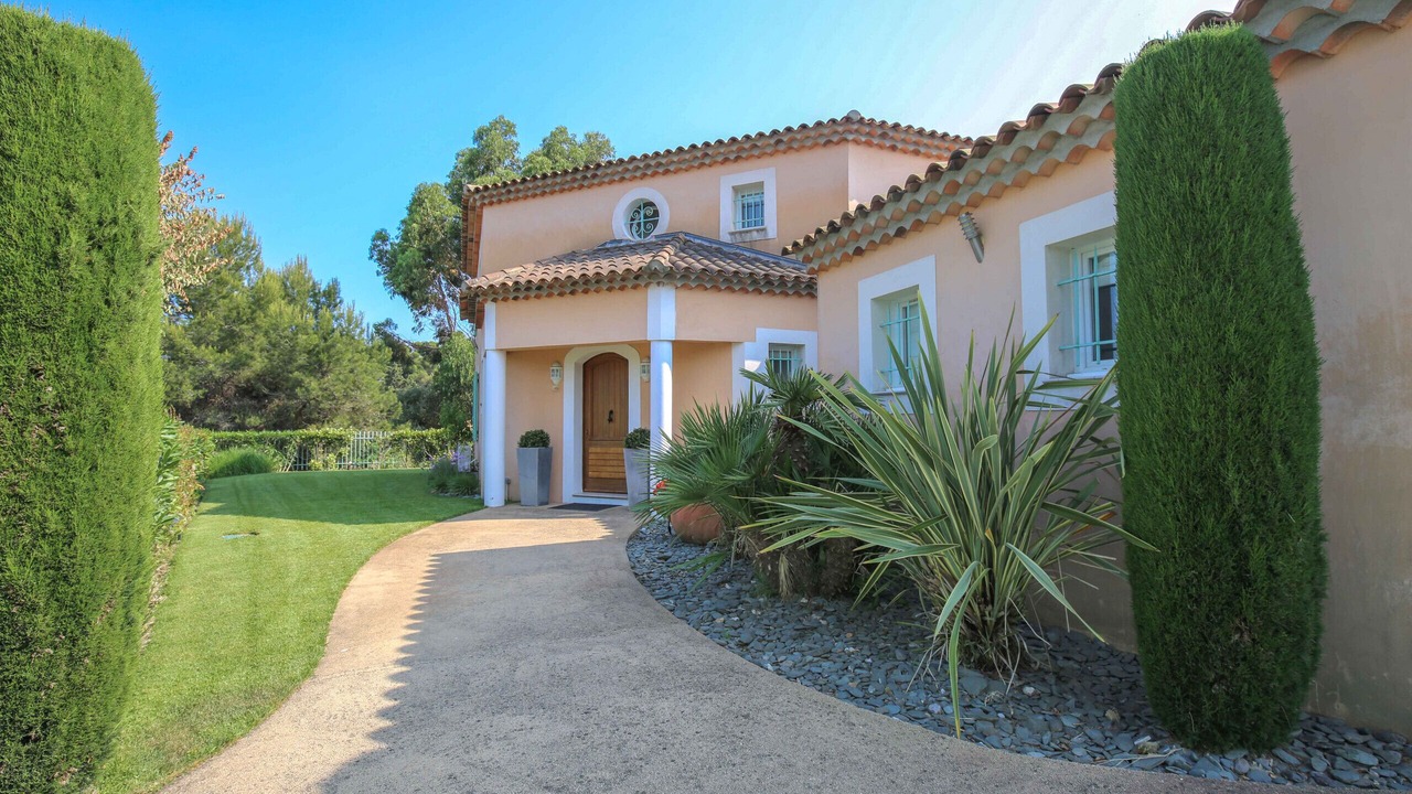 Photo of Others in Biot