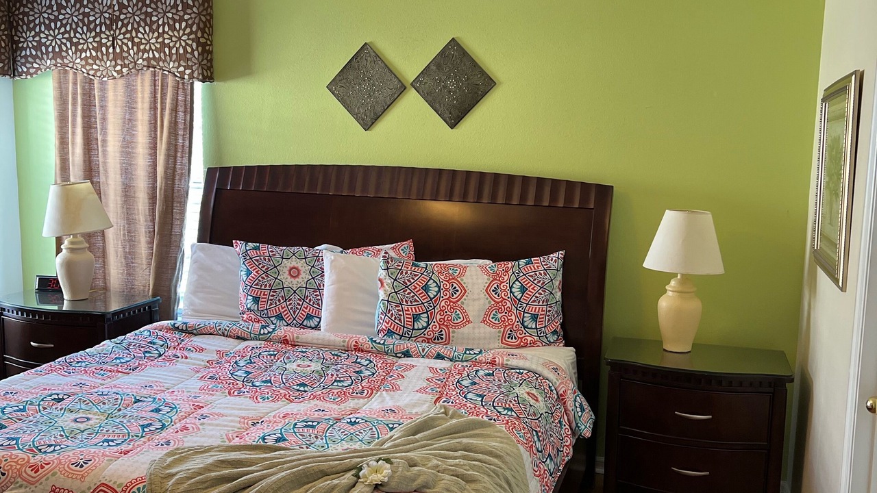Photo of Bedroom in Sunset Lakes