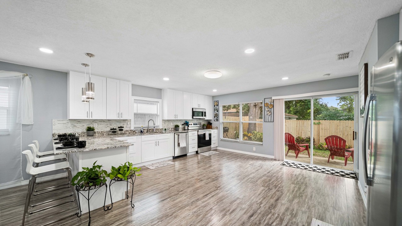 Photo of Kitchen in Signal Hill