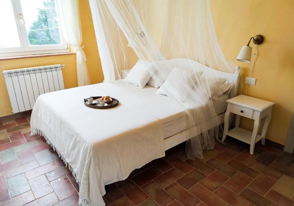 Photo of Bedroom in Fosdinovo