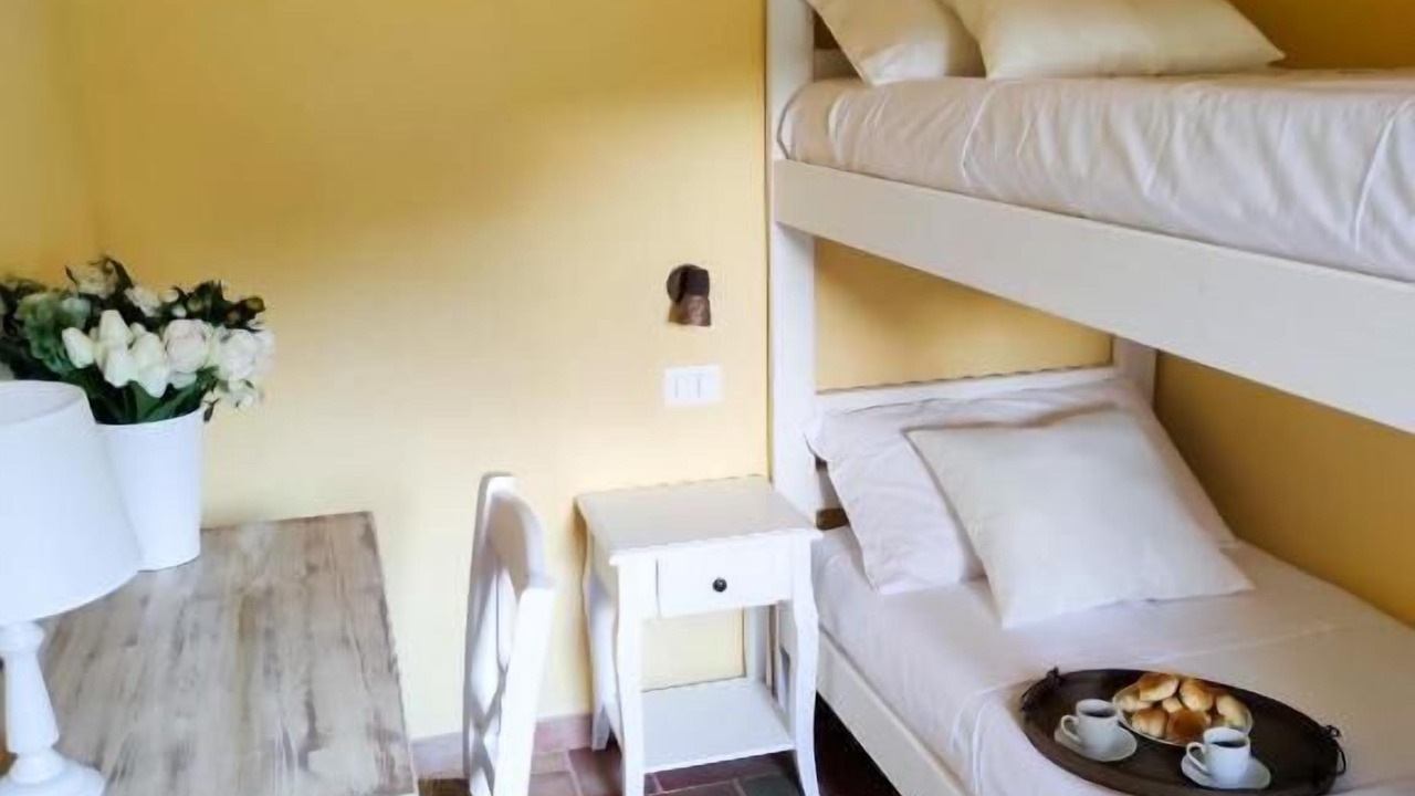 Photo of Bedroom in Fosdinovo