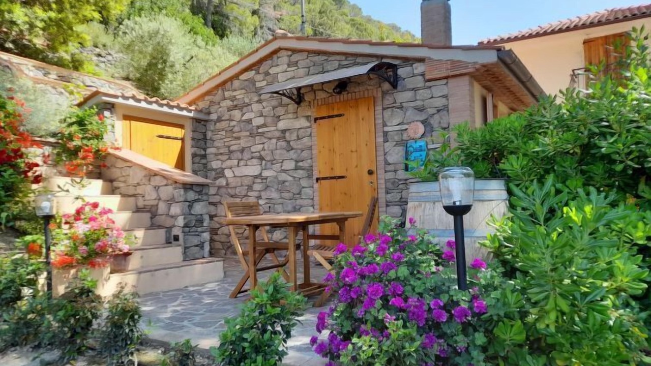 Photo of Outdoor in Castellina Marittima