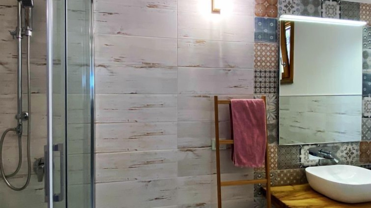 Photo of Bathroom in Castellina Marittima