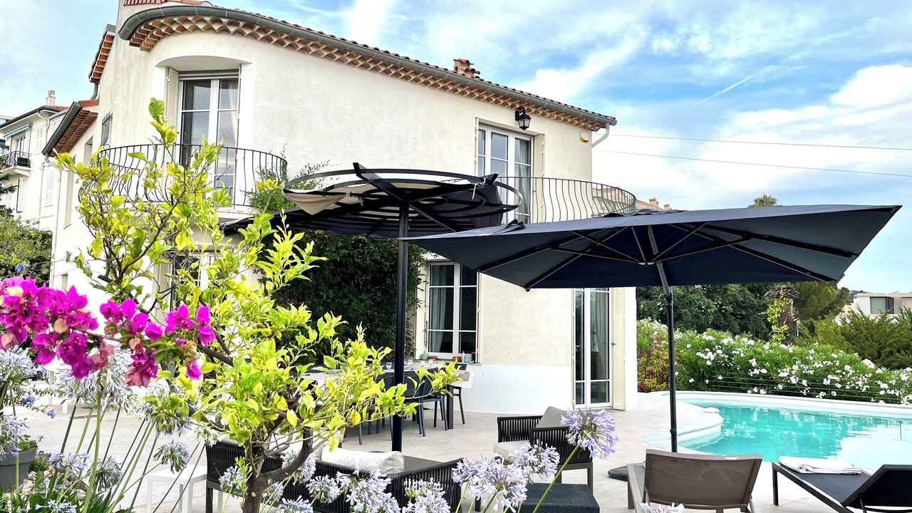 Photo of Outdoor in La Croix des Gardes