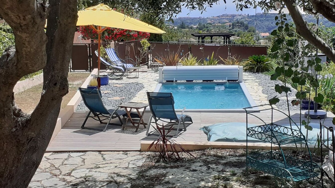 Photo of Outdoor in Saint Pierre de Feric