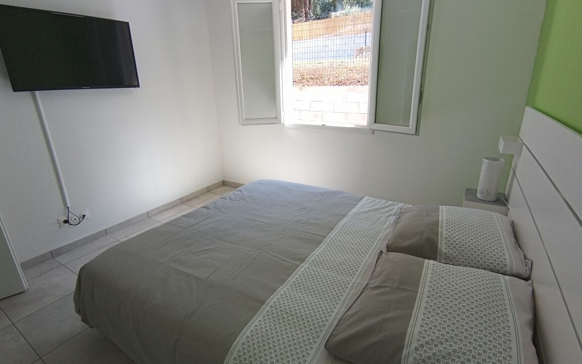 Photo of Bedroom in Drap