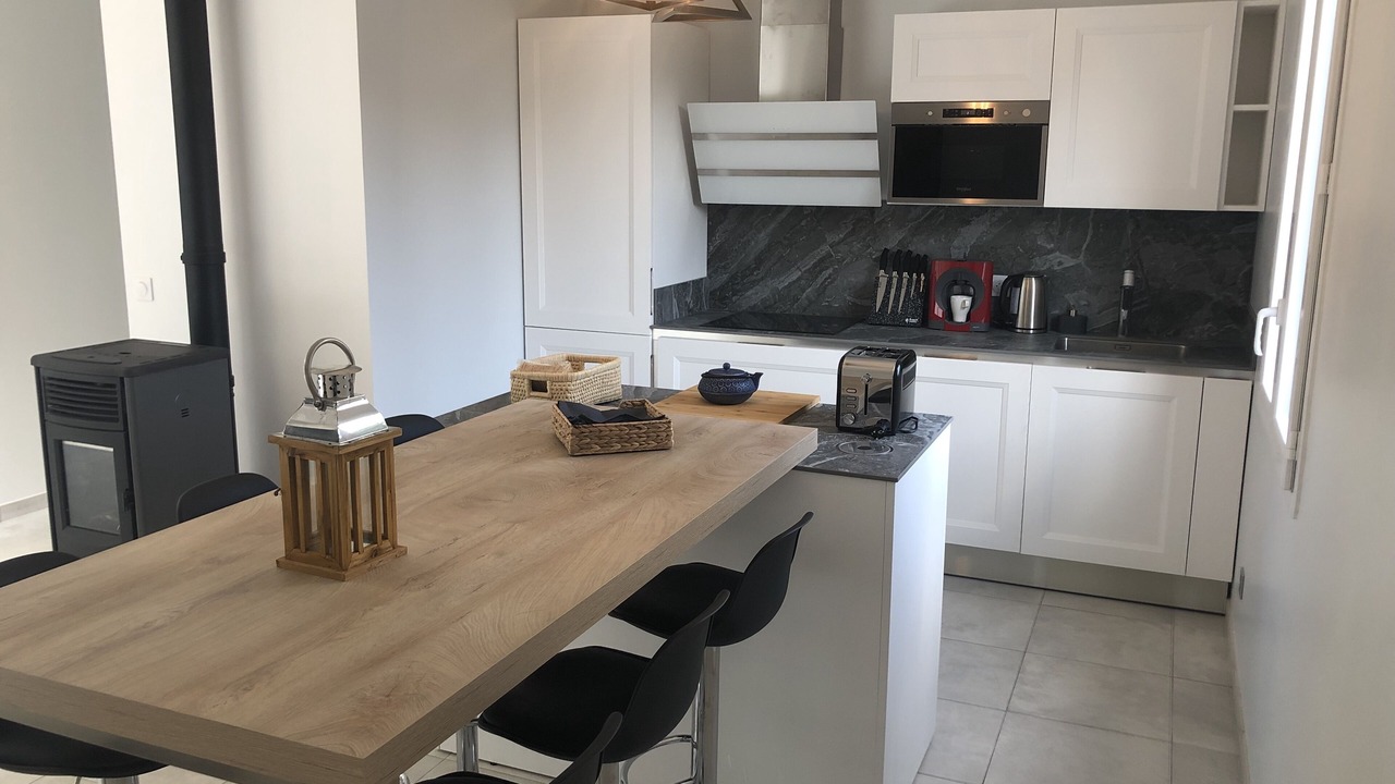 Photo of Kitchen in Drap
