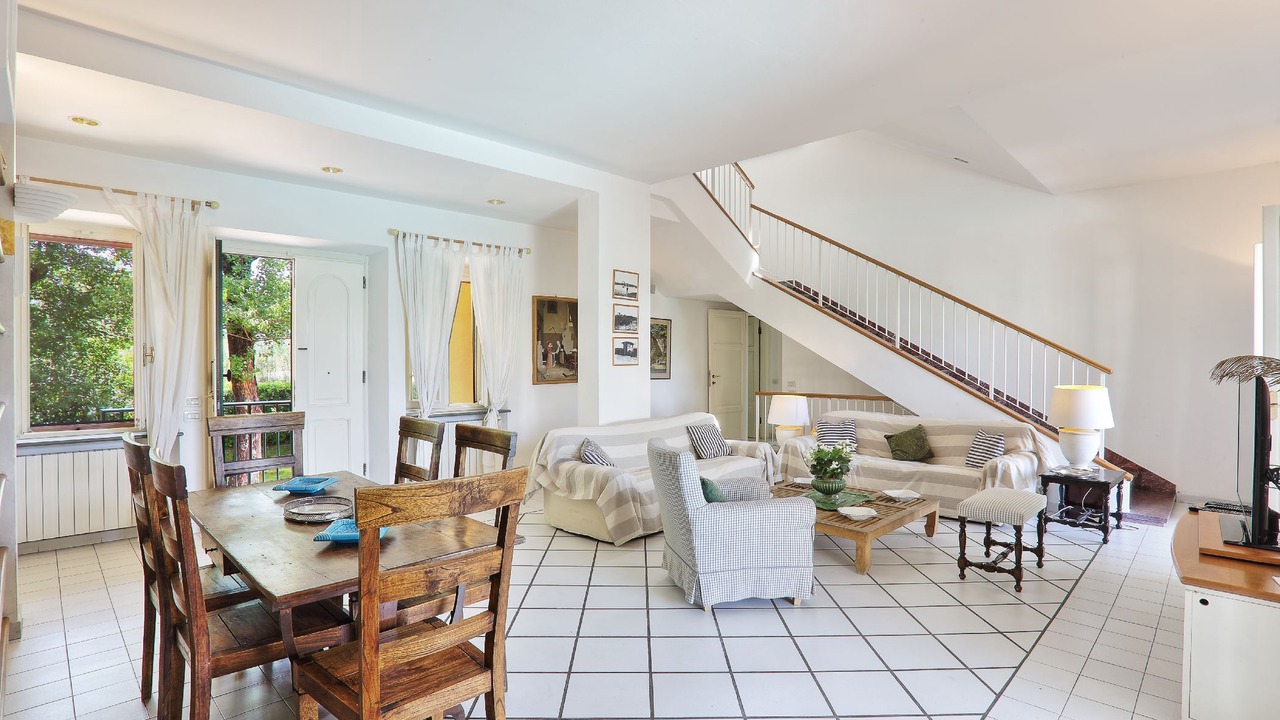 Photo of Livingroom in Poveromo