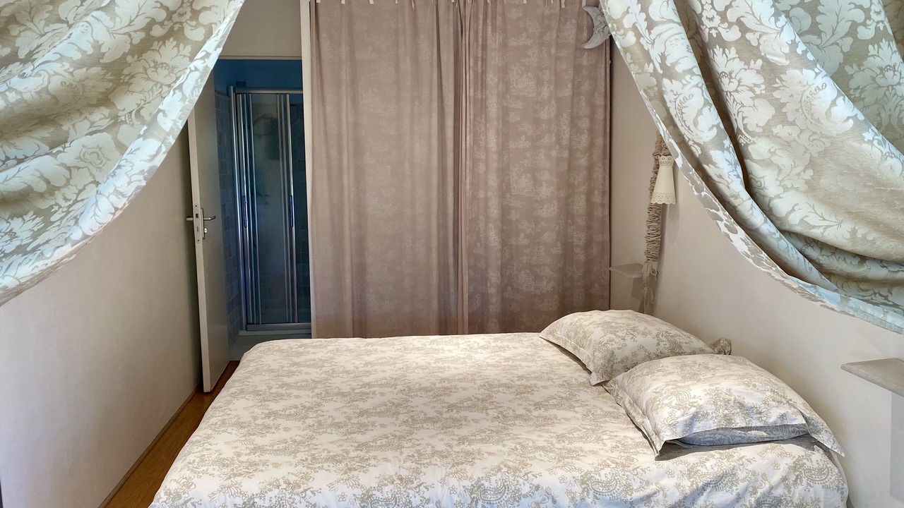 Photo of Bedroom in La Roquette-sur-Siagne
