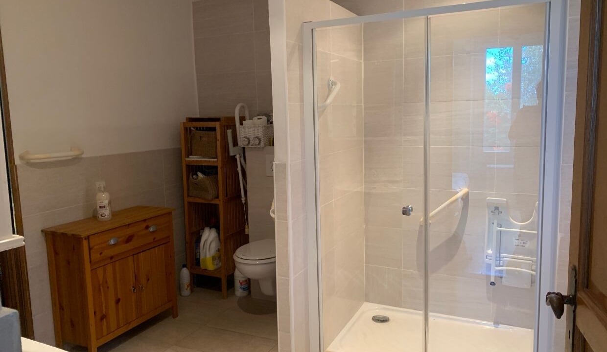Photo of Bathroom in Saint-Andre-de-la-Roche