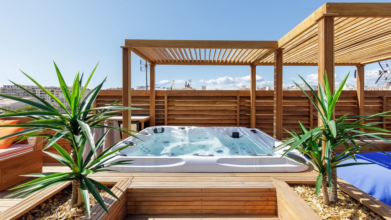 Photo of Outdoor in Antibes City Centre