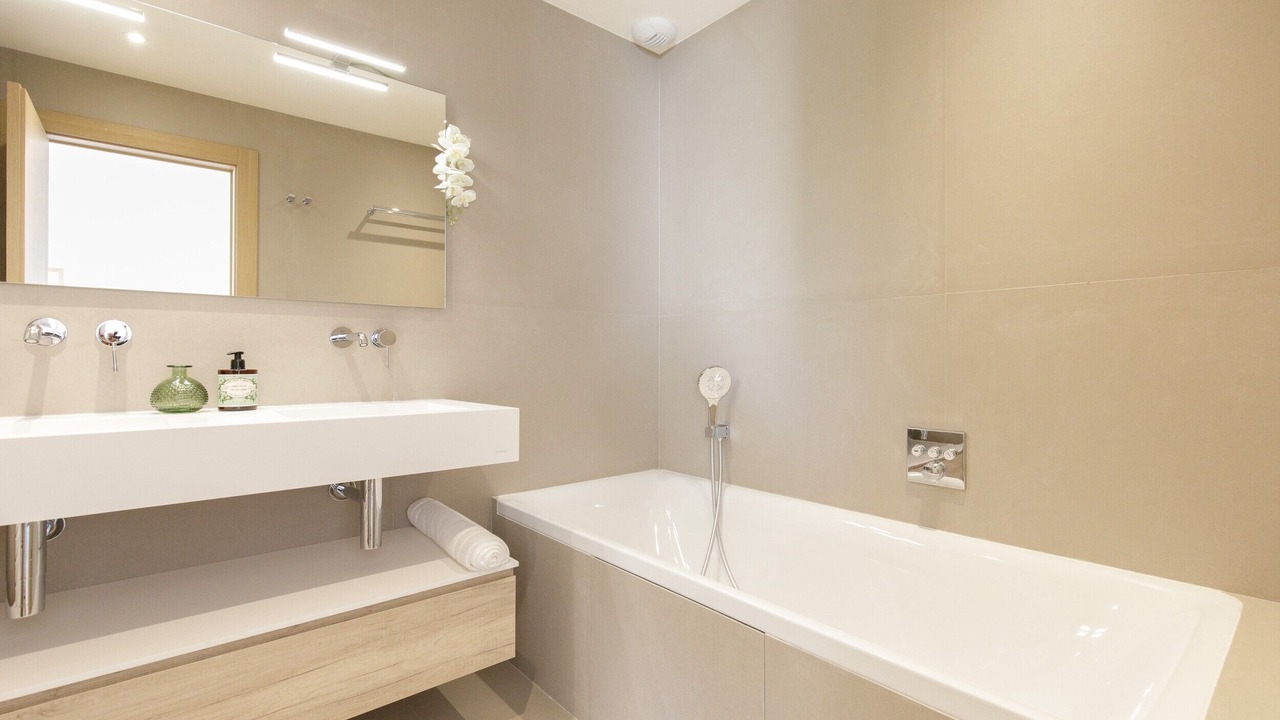 Photo of Bathroom in Antibes City Centre