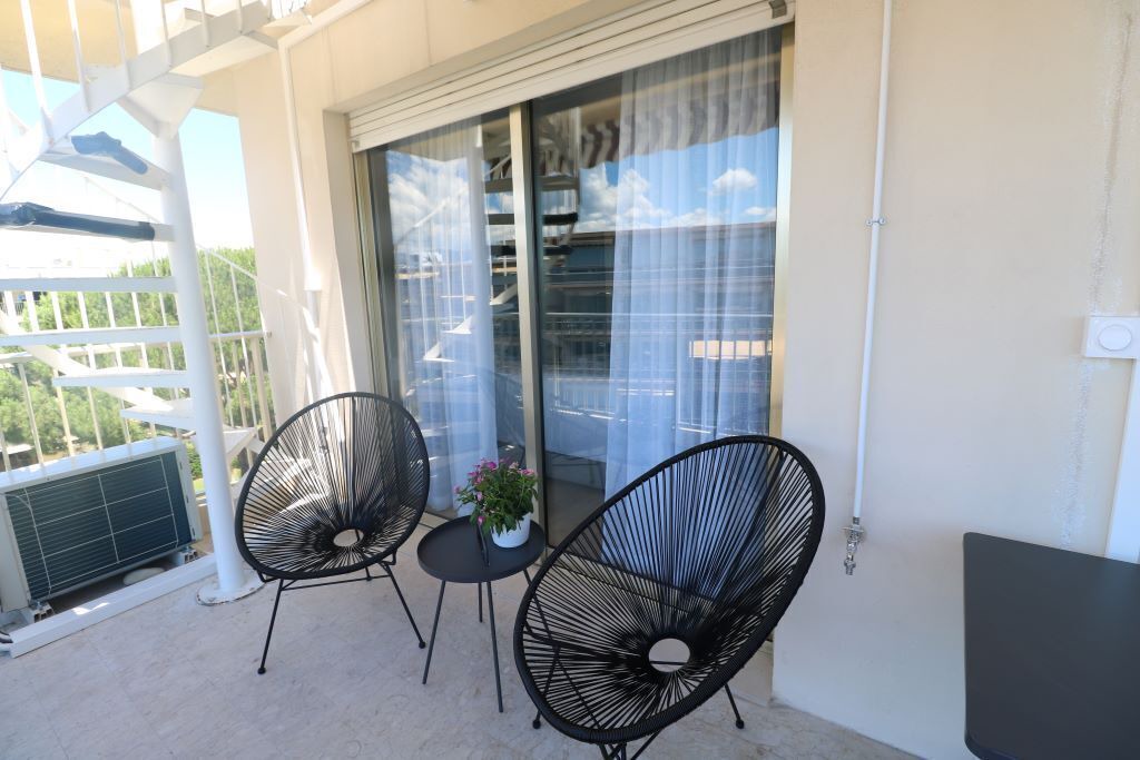 Photo of Patio Balcony in Saint-Laurent-du-Var