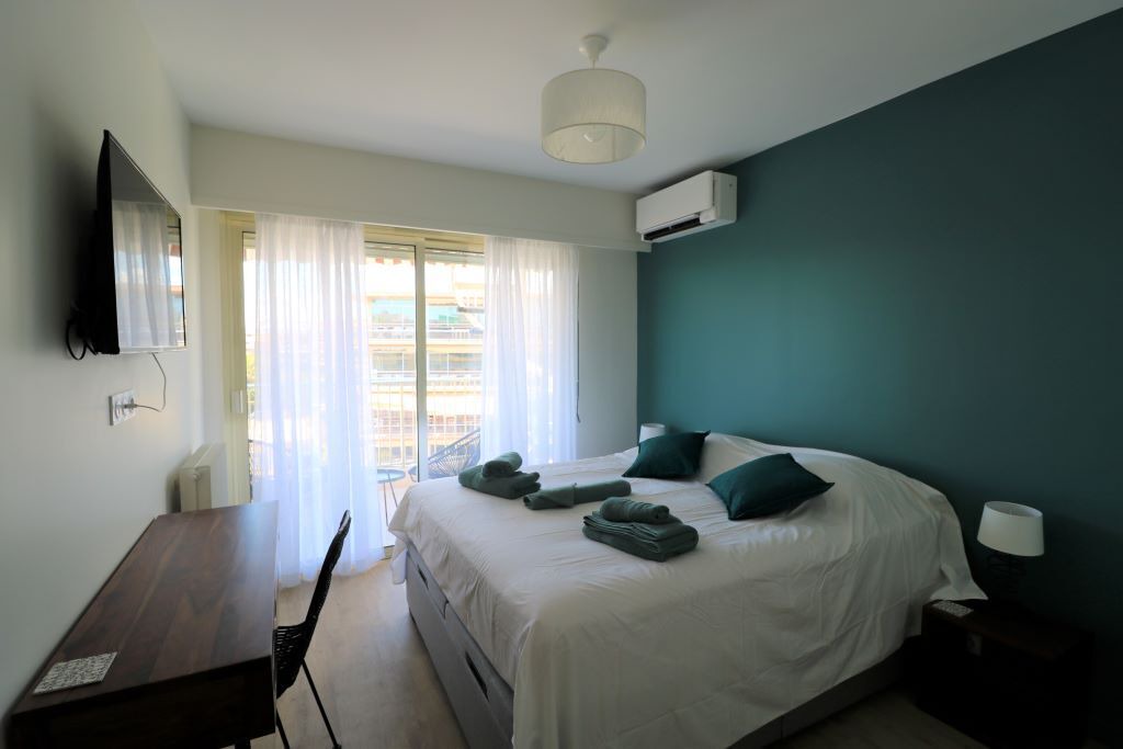 Photo of Bedroom in Saint-Laurent-du-Var